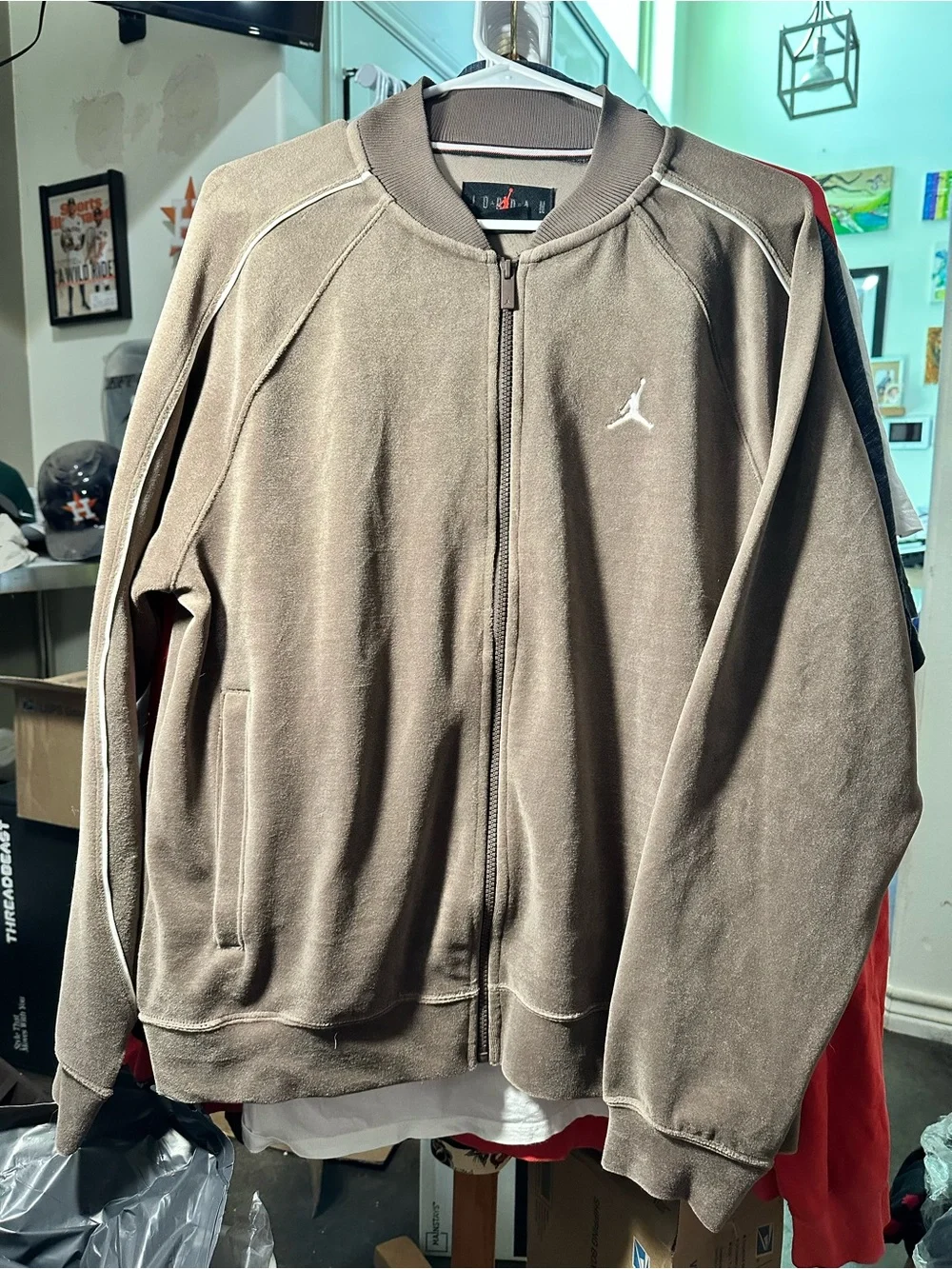 Air Jordan Brooklyn Velour Full-Zip Track Jacket HV1870-237